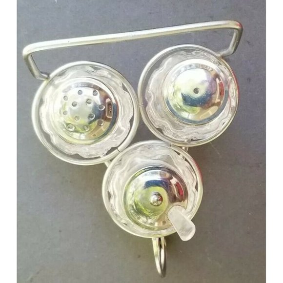 Salt and Pepper in a Metal Cart Holder Caddy M331 Anchor Hocking Vintage - Picture 7 of 8